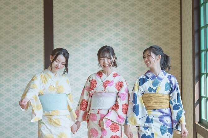 Traditional Kimono Experience in Nagasaki - Walking Through Dejima in Traditional Dress