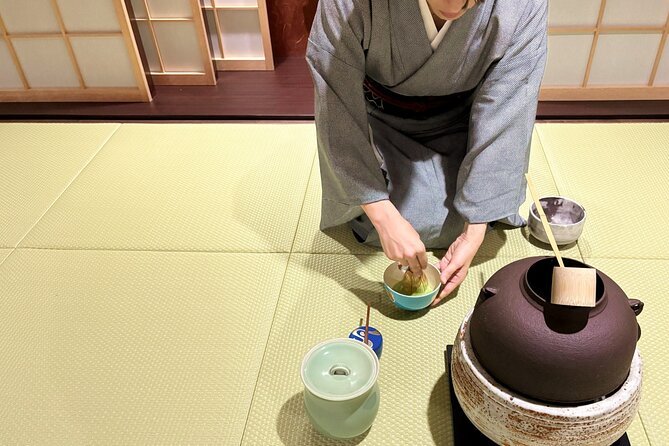 Traditional Tea Ceremony with Matcha and Sweets in Kyoto - Watching the tea master perform chanoyu