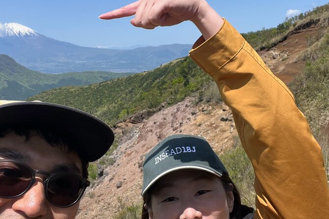 Traverse Outer Rim of Hakone Caldera and Enjoy Onsen Hiking Tour - Lunch near Togendai, with choices but no included meal