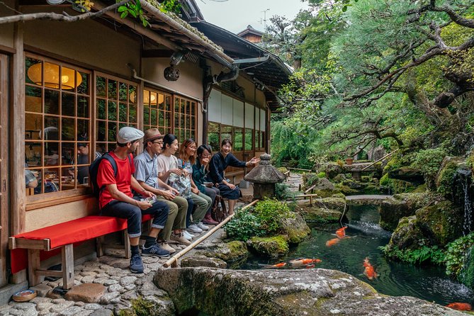 Treasures of Kyoto: Geishas & Traditions Private Tour - What the guides add to the experience