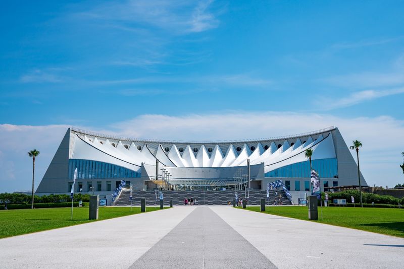 Uminonakamichi Marine World Admission Ticket in Fukuoka - Start with the show schedule, then explore