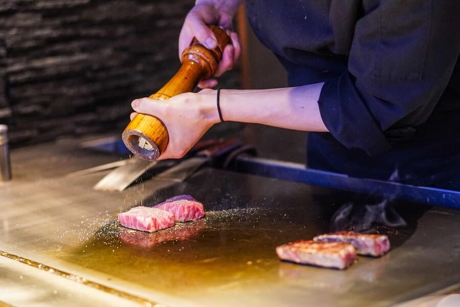 Wagyu Beef & Sake Pairing Foodie Tour in Tokyo - Starting at Shimbashi Station and its railway past