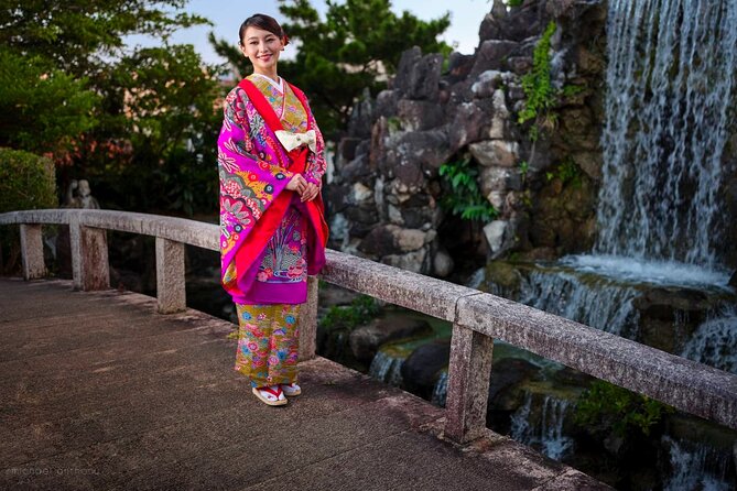 Walking around town in a kimono, you can choose your favorite kimono from the traditional Okinawan costumes "Ryuso", "Kimono", "Yukata" 《Hairset & Lipstick & Kimono & Rental Fee》All Comic Book - Three Hours to Explore Naha in Costume