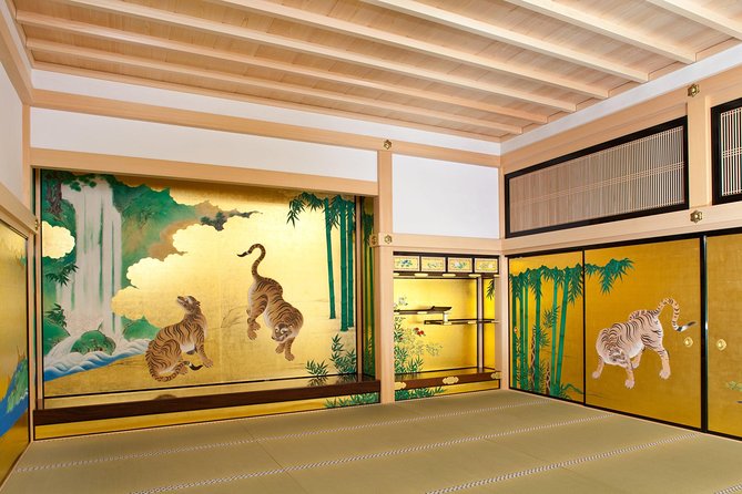 Walking Small-Group Nagoya City Tour - Why this six-and-a-half-hour route works