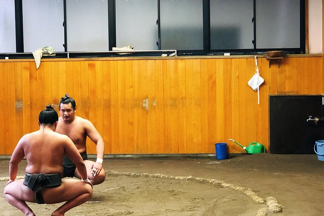 Watch Sumo Morning Practice at Stable in Tokyo - The viewing position can make or break the morning