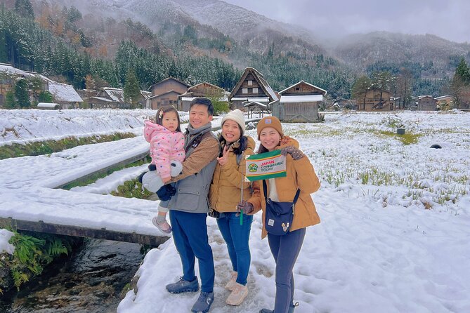 World Heritage Shirakawa-go and Experience Tours from Kanazawa - Gold leaf in Kanazawa