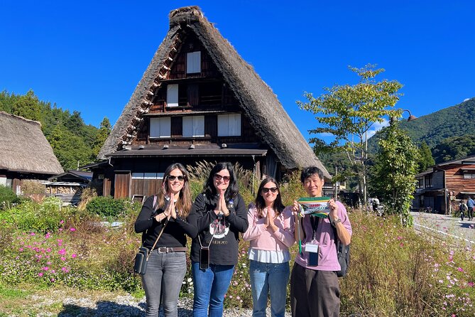 World Heritage Shirakawa-go and Experience Tours from Kanazawa - Higashi Chaya District and gold leaf ice cream