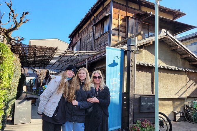Yanaka Walking Tour: Historic and Traditional District of Tokyo - Yanaka Cemetery: important, peaceful, and not for everyone