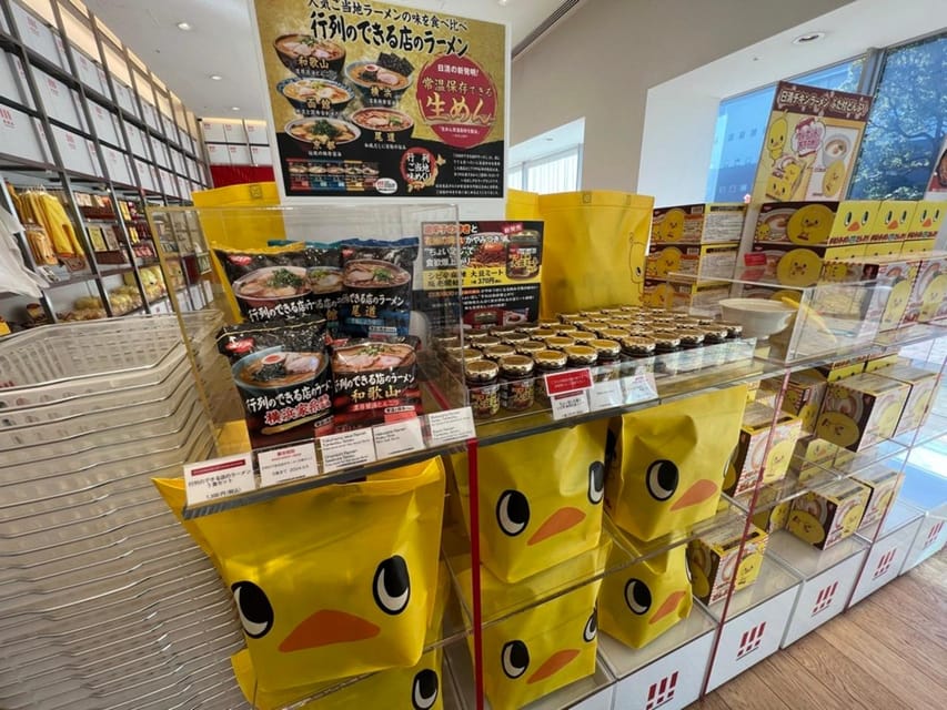 Yokohama: Guided Cup Noodles Museum Tour & Make Your Own Cup - What the 90-minute schedule feels like